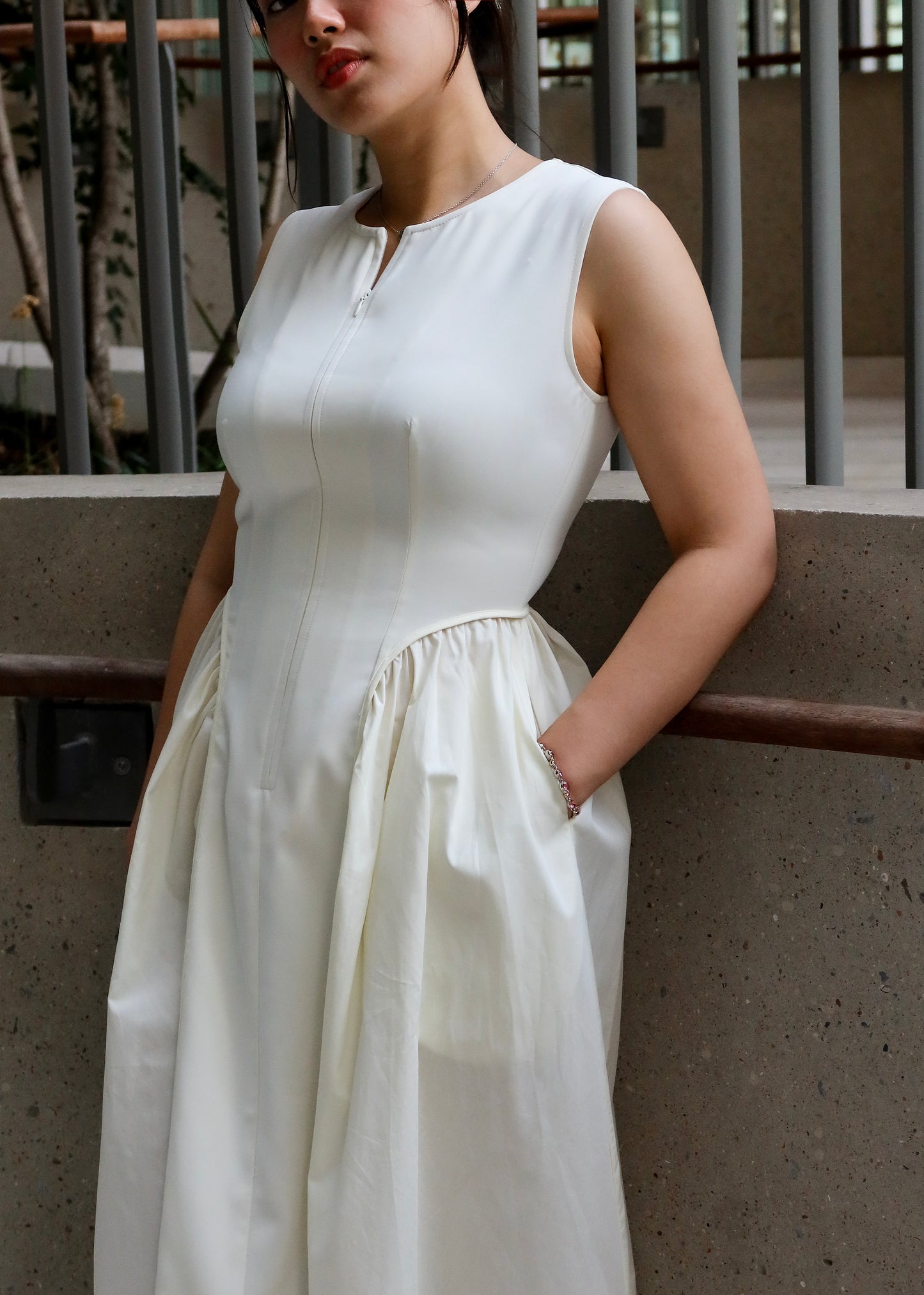 Front Zip Sleeveless Midi Dress